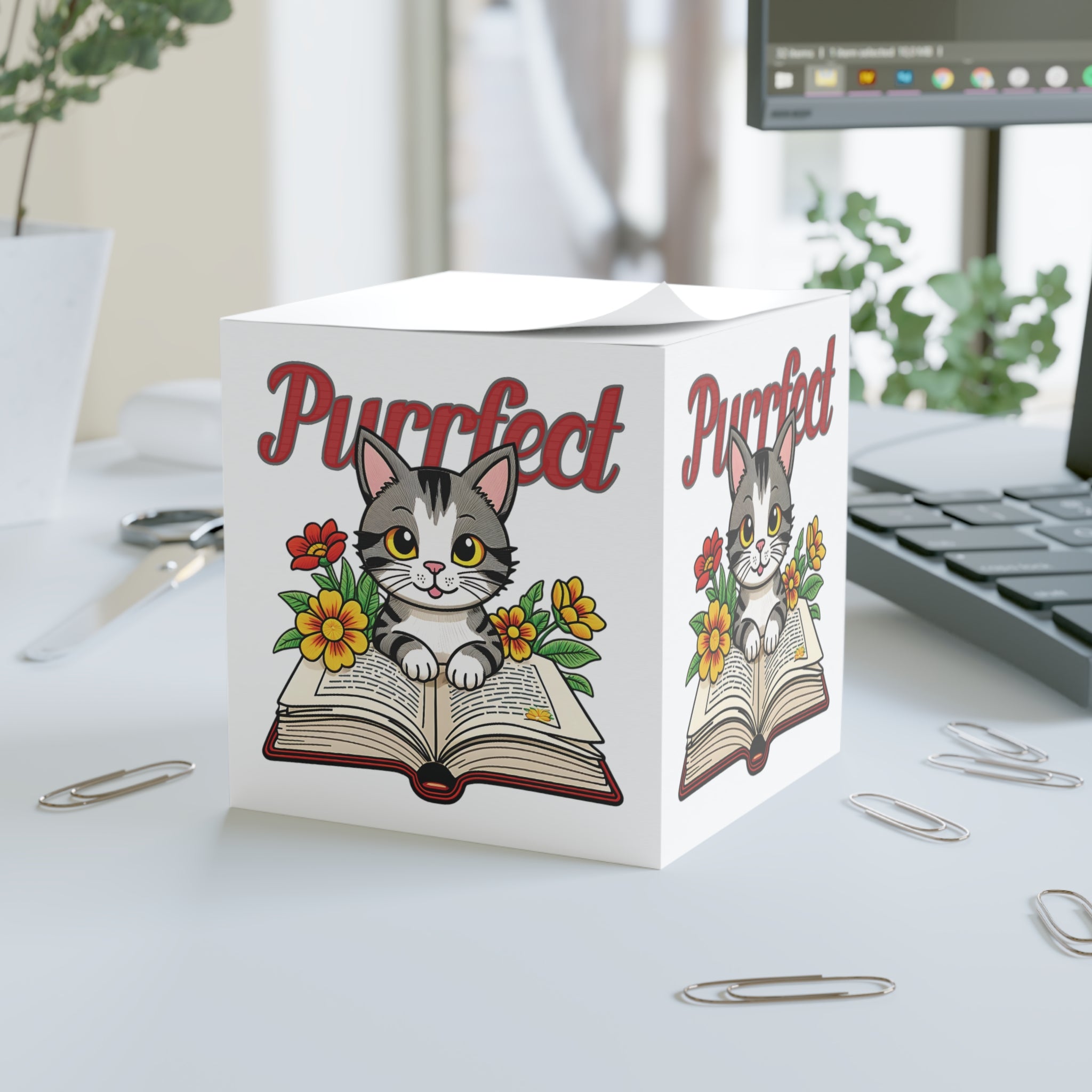 Purrfect Note Cube - Cat Lover Gift, Cute Desk Accessory, Pet-Themed Stationery, Cat Decoration, Floral Note Pad