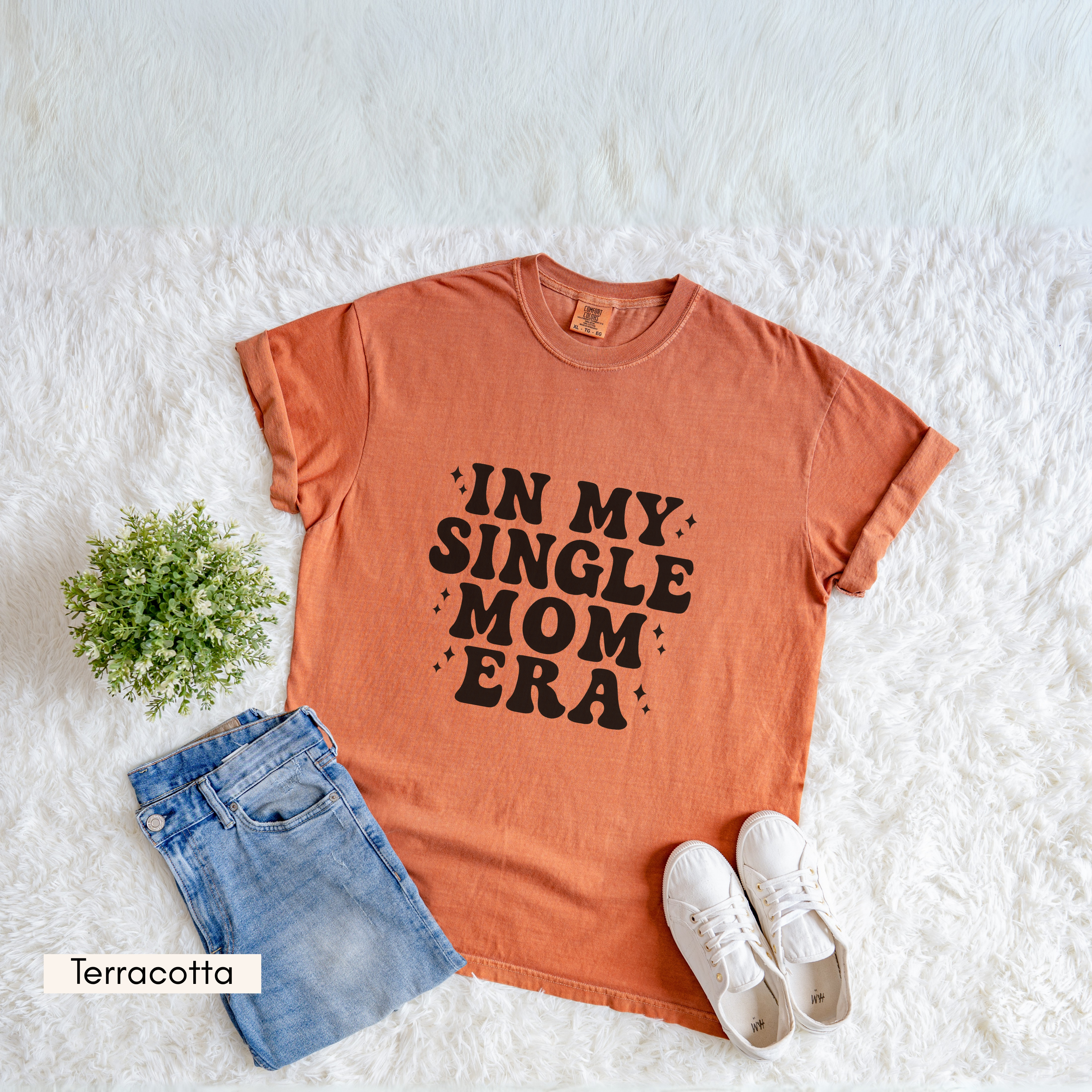 In My Mom Era Shirt – Comfort Colors T-Shirt | Retro Graphic Tee | Unisex Cotton Top (Sizes S–XXL) Black/White/Orchid/Blue Jean)